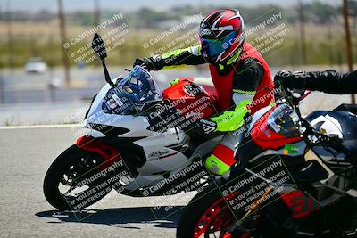 media/Apr-13-2025-TrackXperience (Sun) [[fb1ef998a6]]/Level 1 (Beginner)/Turn 8 (Session 3)/